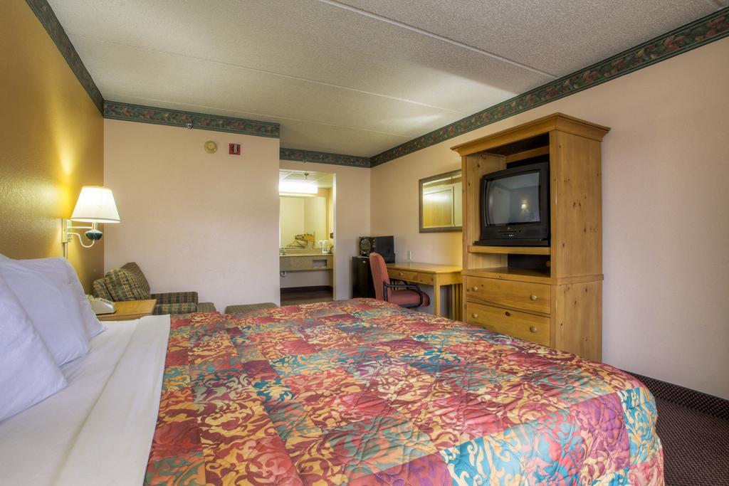 Royal Inn Pigeon Forge Pokój zdjęcie